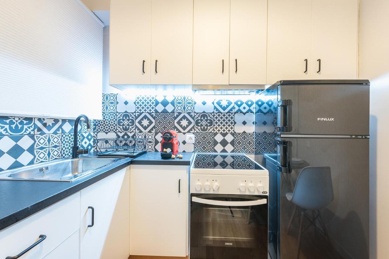 אתונה Gorgeous & Modern At Ampelokipi Metro Station By Greece Apartments מראה חיצוני תמונה